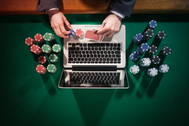 poker online